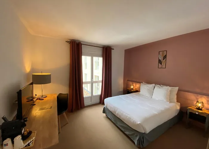 Logis Hôtel Médiéval, Montélimar Nord