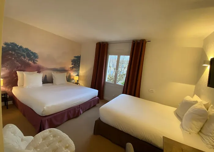 Logis Hôtel Médiéval, Montélimar Nord