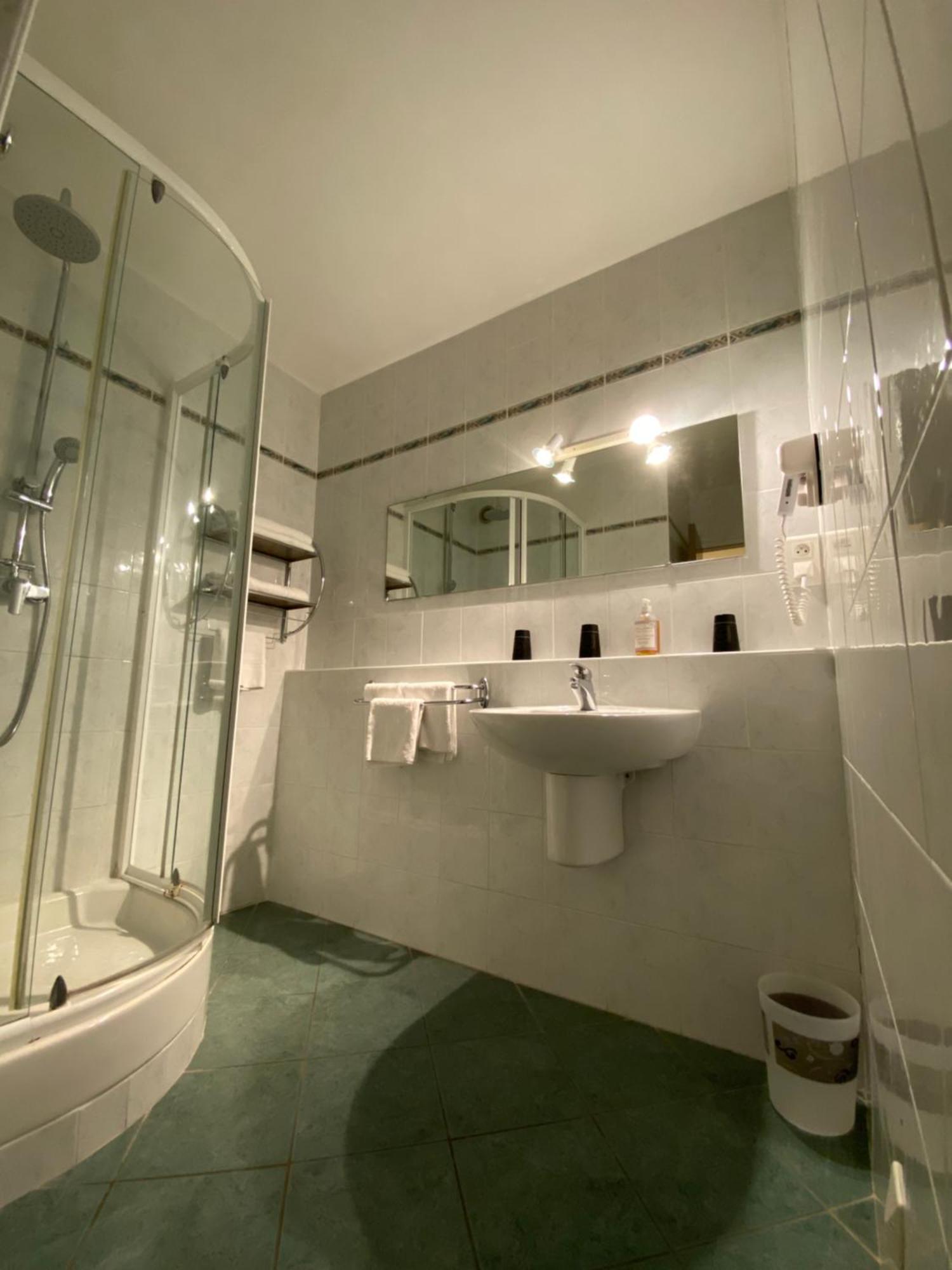 Hotel Logis Médiéval, Montélimar Nord